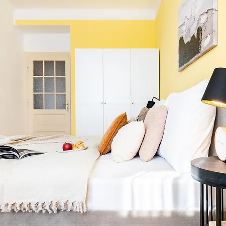 דירה Days - One-bedroom With Smart Tv And High-speed Wi-fi In Vinohrady פראג